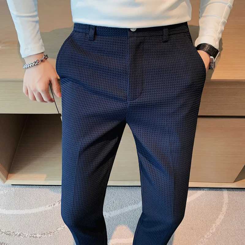 2022 Autumn New Waffle Stretch Waist Business Formal Pants Men Fashion Wedding Slim Trouser Mens Brand Social Party Suit PantsX241023