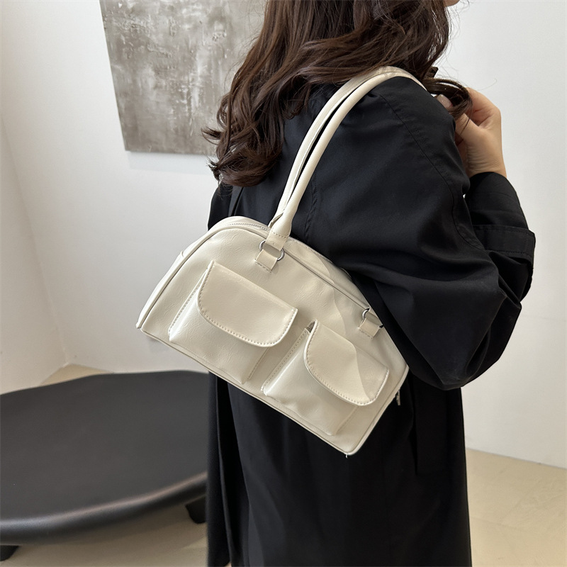 2025 Designer New Autumn 2024 3 Beautiful Handheld Small Square Trendy Fashion Shoulder Bag free shipping