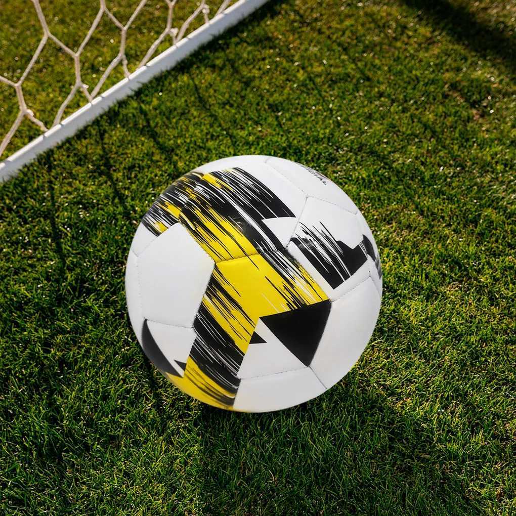 Profional Football Official Size 5 World Football Seamss Wearproof Anti-Slip Outdoor Match Game Football TrainingXJ241023