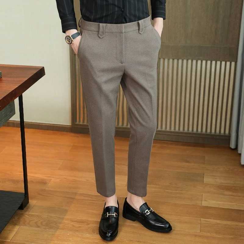 2024 Fall Casual Pants For Mens Streetwear Fashion Slim Fit Straight Pants Men Vintage Solid Color Pleated Woolen Suit TrousersX241023