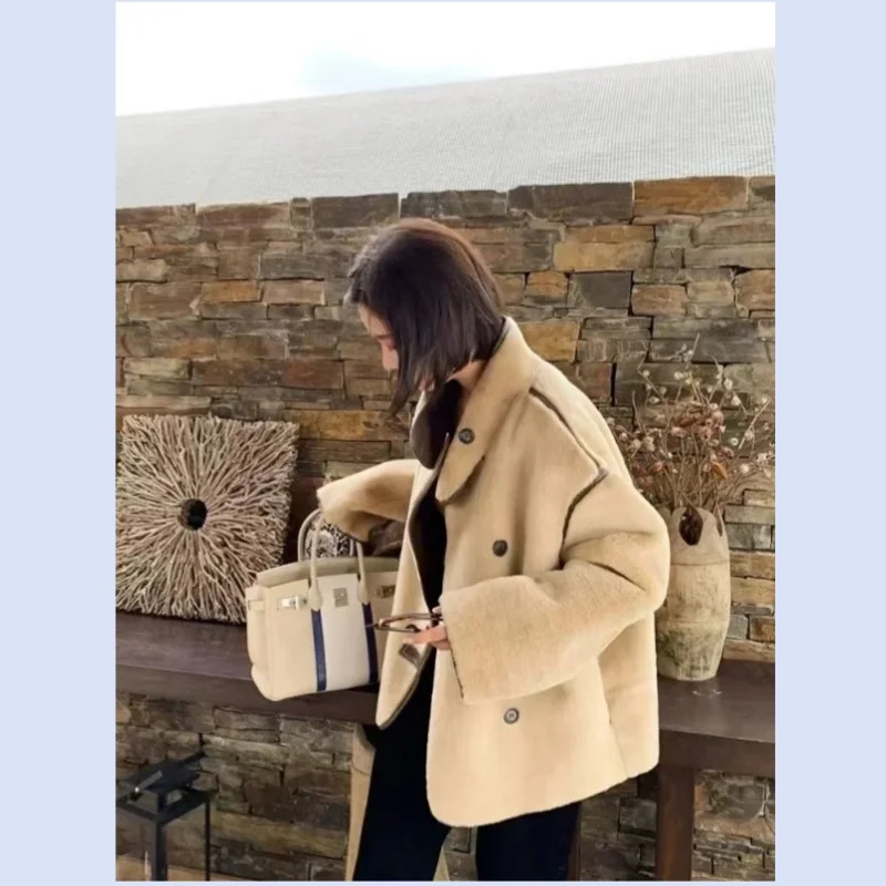Winter womens artificial cashmere suede stand up collar jacket warm and loose color collision leather splicing warm top 241022