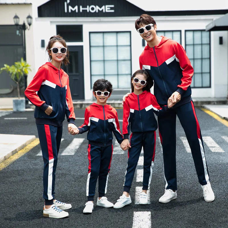 Family Matching Clothing Autumn Winter Mom Daughter Dad Son Adult Hooded Jacket and Pants Childrens Uniform Set Childrens Sports Set 241022