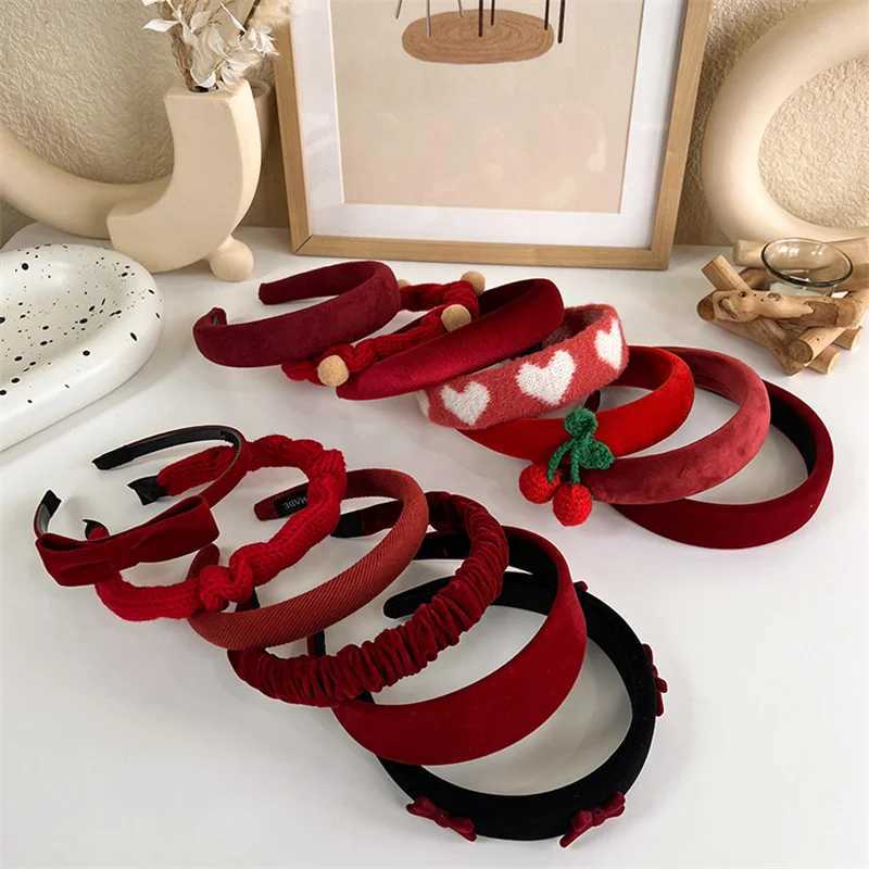 Vintage Red Womens Headband Woolen Velvet Hair Band Headwear Girl Wide Side Sponge Hair Hoop Christmas New Year Hair AccessoriesX241021