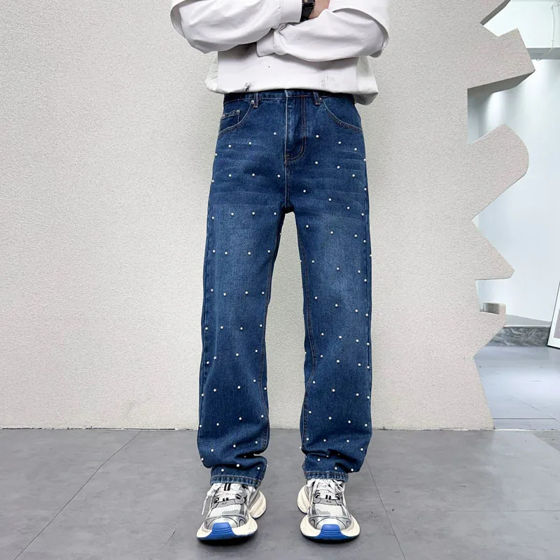 Mens bead streetwear fashionable hip-hop atmosphere loose and casual wide leg straight denim jeans pocket pants mens friend jeans Trousers 241022