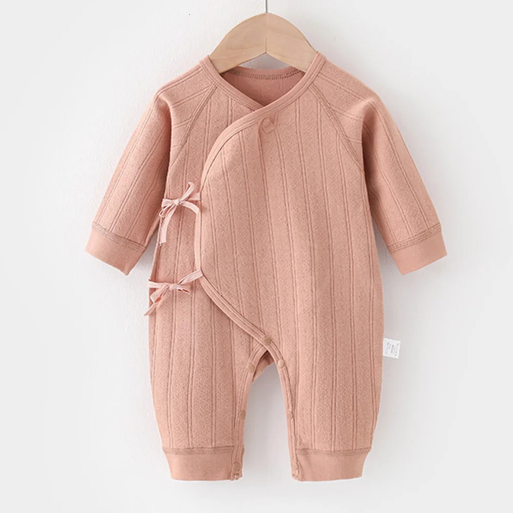 born Onesie solid color spring and autumn unisex long sleeved baby boy and girl jumpsuit 0-3 months hospital clothing 241022