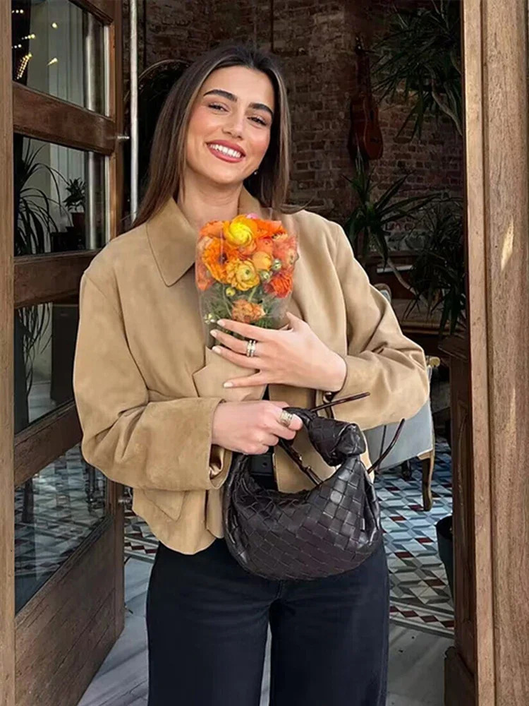 Autumn artificial suede womens jacket fashion lapel single chest short sleeved pocket womens jacket womens jacket 241023