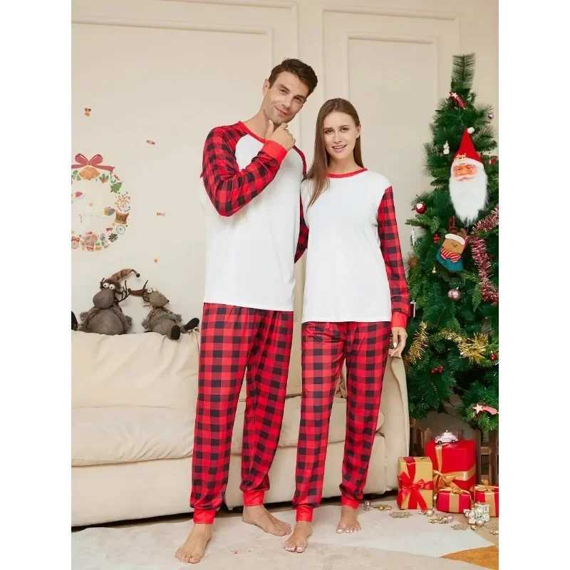 New Christmas Matching Pajamas Set for Family Parent-child 2 Pieces Suit Plaid Print Sleepwear Baby Dog Romper Xmas Look OutfitsXJ241008