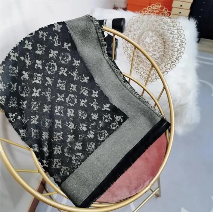 designer scarf for women scarf designers sjaal scarf luxury Pashmina Scarf Fashion keep warm 140 X 140cm Classic scarf 12 Colors designer scarf beanie and scarf