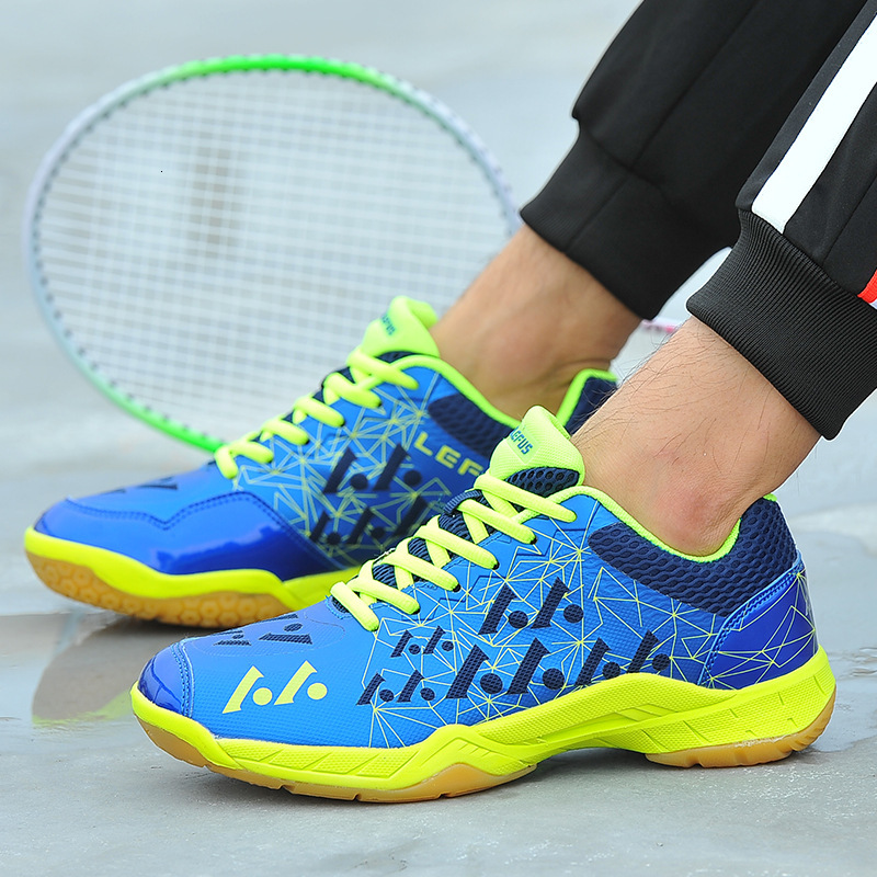 new cushioning, lightweight, breathable, wear-resistant, absorbent men's women's badminton shoes, soft and comfortable for practical use