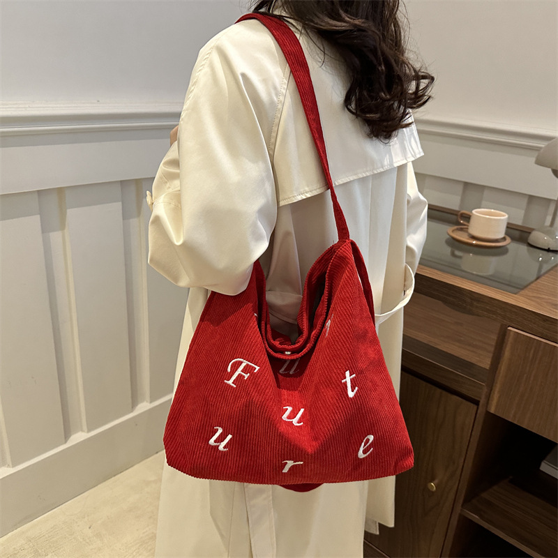 2025 Designer Large 3 2024 New Capacity Fashion Shoulder Simple Leisure Crossbody Bag free shipping