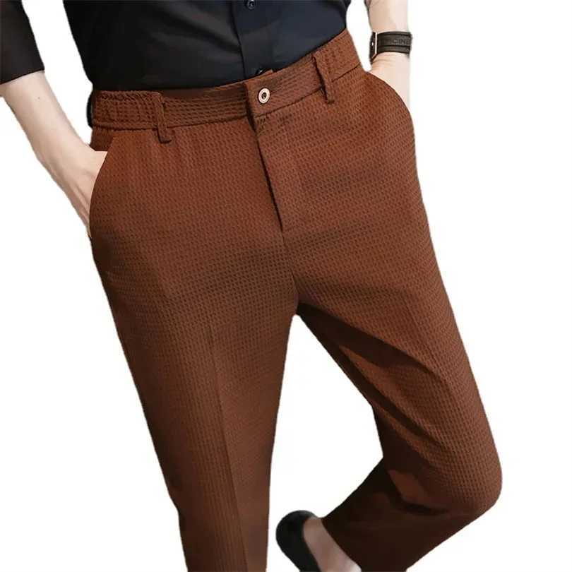 Autumn and WinterDark Green Suit Pants Mens Fashion Slim Pants Korean Style Waffle Male Trousers Black White Khaki BrownX241023