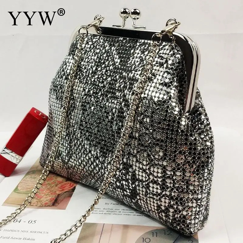 Sparkling sequin womens handbag fashion clip clutch evening party wallet cross body shoulder metal chain messenger bag 241023