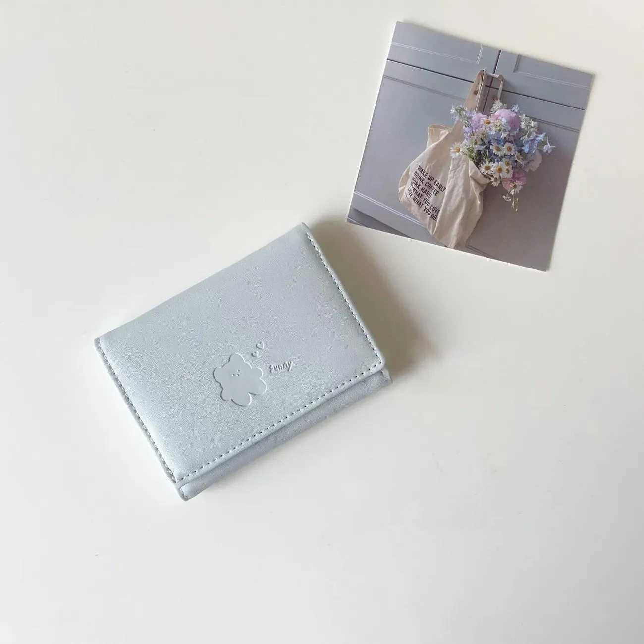 Women Short Cute Small Wallets Student Triple Fold Card Holder Girl ID Bag Card Holder Coin Purse Ladies Wallets Carto BagsXJ250624