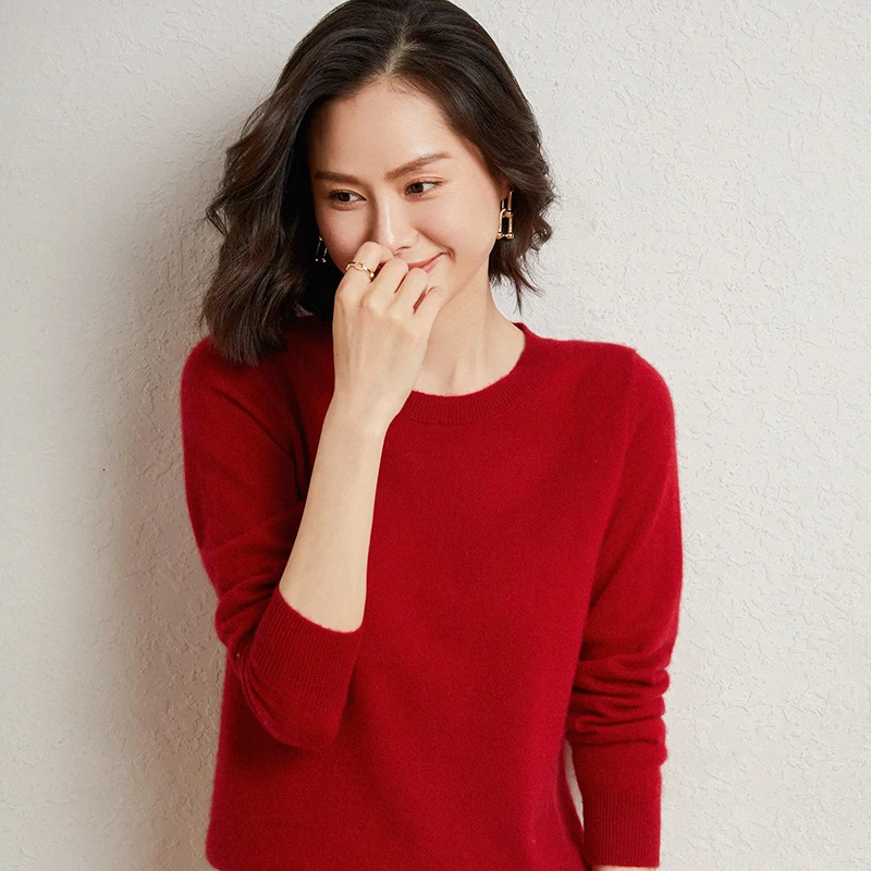 100%Merino Pure Wool Pullover Sweater For AutumnWinter Womens Round Neck Warm HighQuality Solid Color Basic Knitted Jumper Top 241021