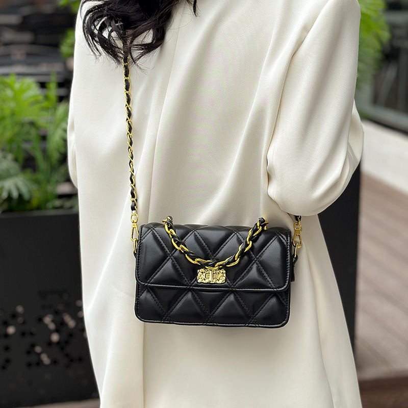 2025 Designer free 3 2024 designer shipping new g grid chain lock casual shoulder crossbody bag