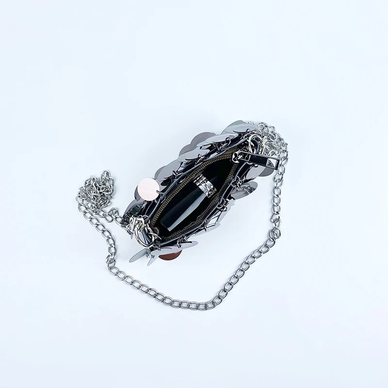 Stylish and trendy niche unique womens dinner sequins metal chain single shoulder cross bag 241023