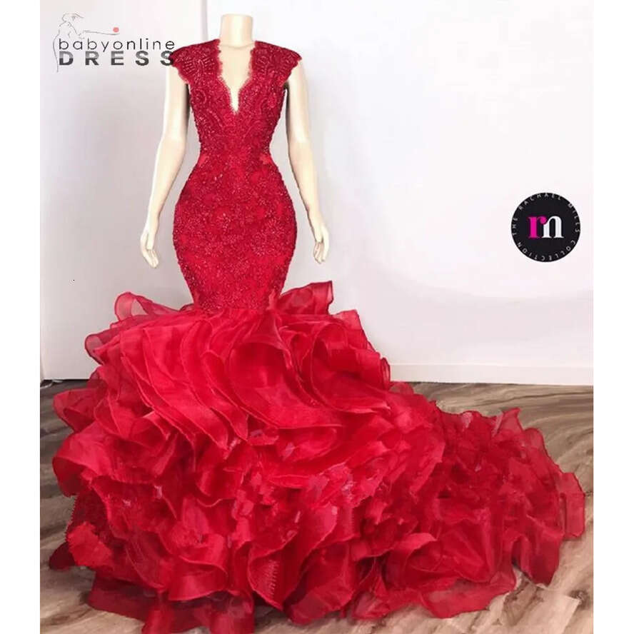 Ruffles Red Mermaid Cascading Prom Dresses Sexy V Neck Cap Sleeve Appliques Beads Long Train Party Evening Gowns Junior Graduation Wears
