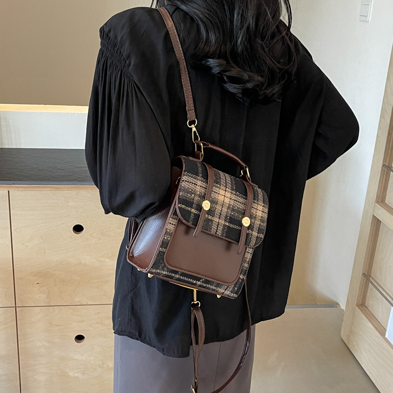 2025 Designer Handbag New 3 2024 Student Large Capacity Travel Simple Leisure Backpack