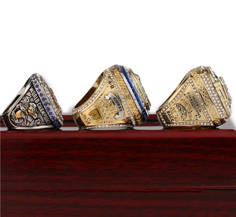 4pcs Curry Basketball Warriors Team Champions Championship Ring with Wooden Display Box 2015 2017 2018 2022 Sport Souvenir Men Fan Gift R250414