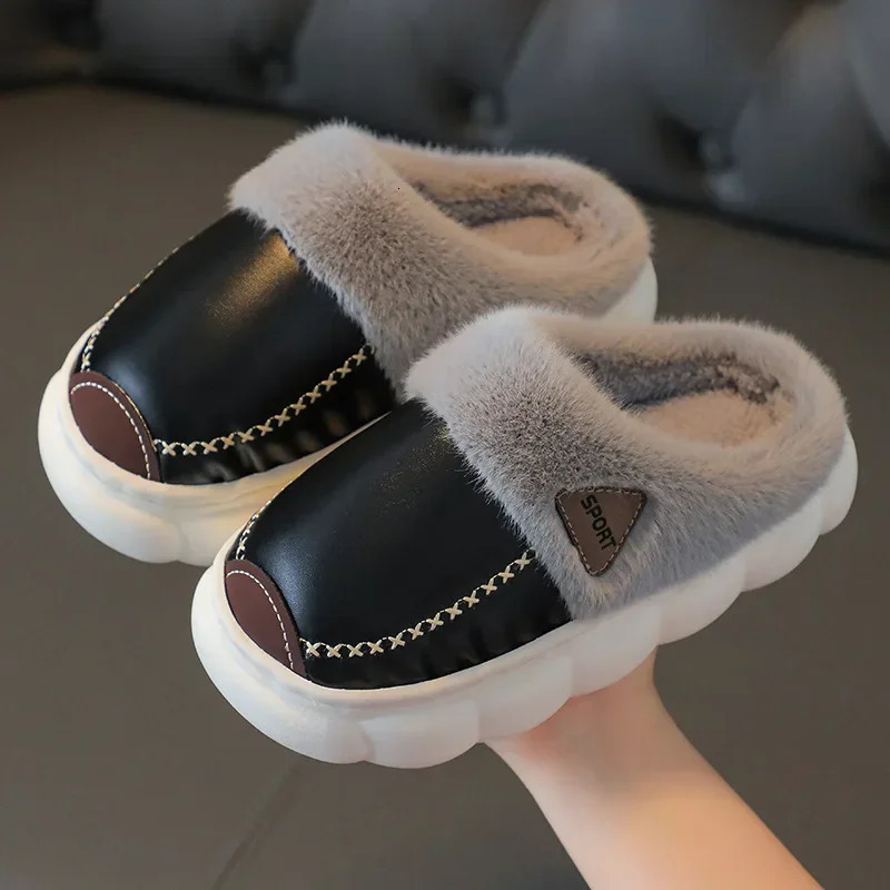 Childrens slippers princess shoes warm childrens winter waterproof indoor leather slippers little girls and boys soft soled baby shoes 241022