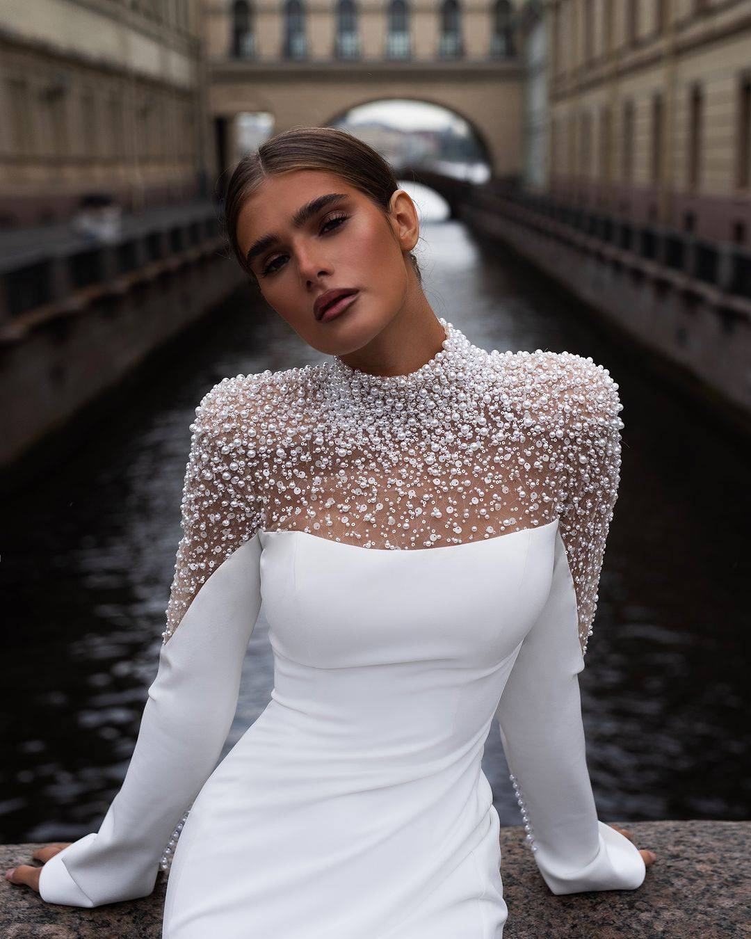 Pearls Beading Mermaid Wedding Dress High Neck Long Sleeve Satin Bride Dress Formal Custom Made Bridal Gowns