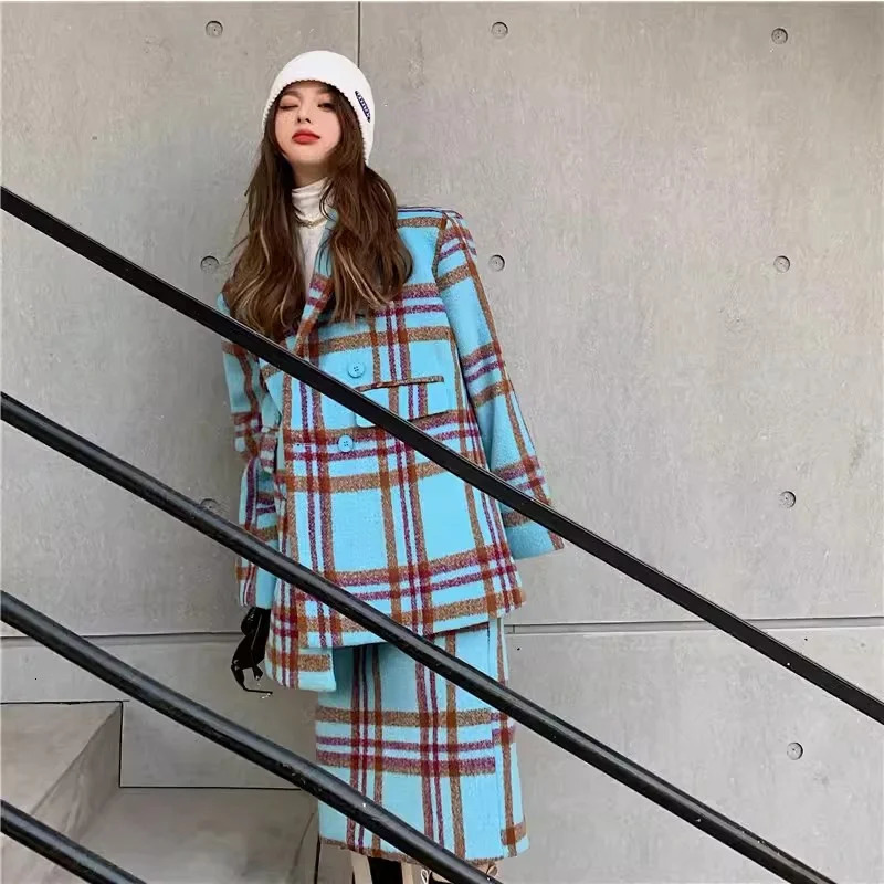 Checkered Suit Jacket for Womens Autumn/Winter Hong Kong Style Retro Small Fragrant Half Skirt Two piece Set Trendy 241023
