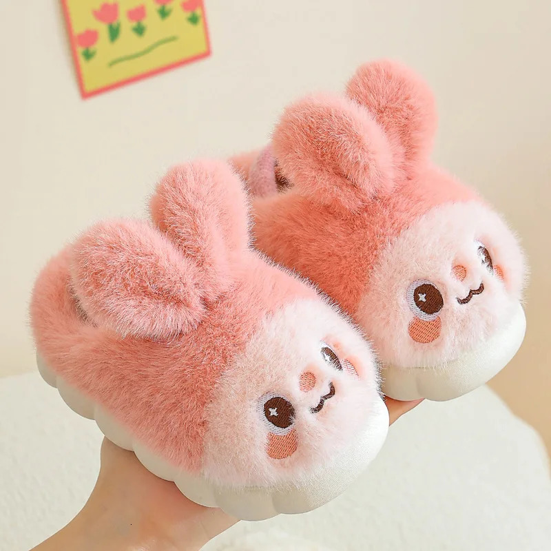 Winter rabbit cartoon childrens slider cute bear warm plush slider childrens soft sole boys and girls winter shoes 241022