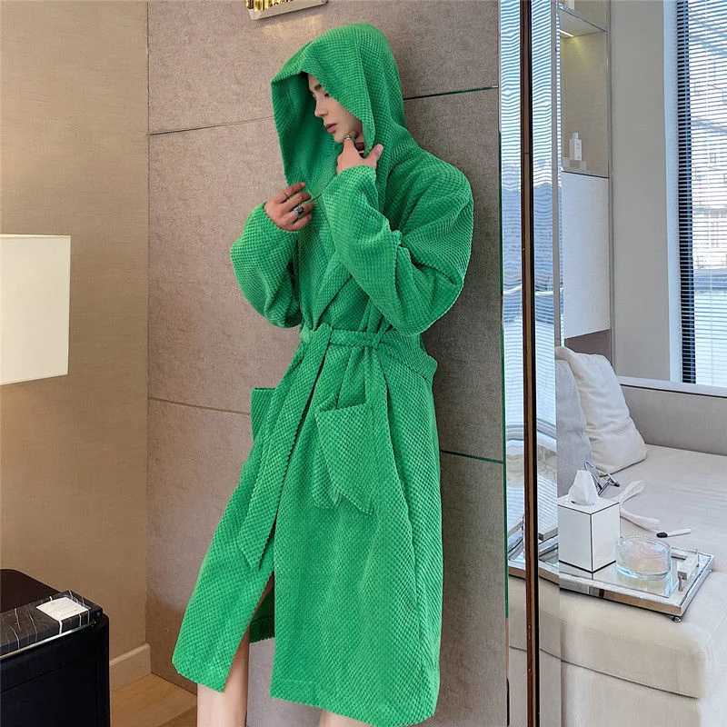Fall Winter Luxury Hooded Jacket Brand Towel Fabric Bathrobe Homewear 2022 Grn Robe Womens Spwear Clothing with Belt W241023