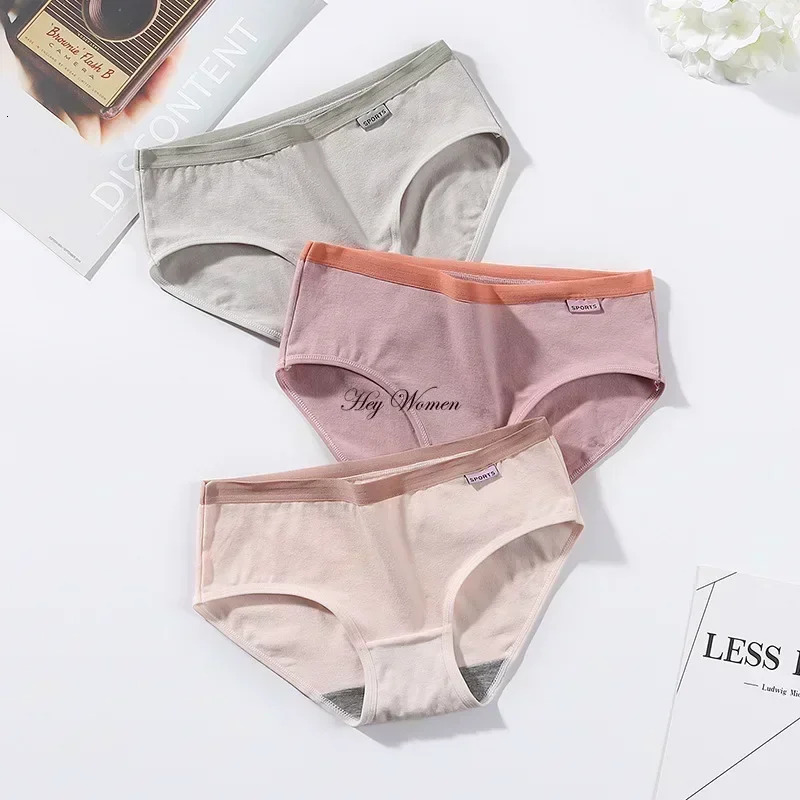 2025 New designer women s underwear simple Japanese style mid waist comfortable trend sports cotton girls close fitting