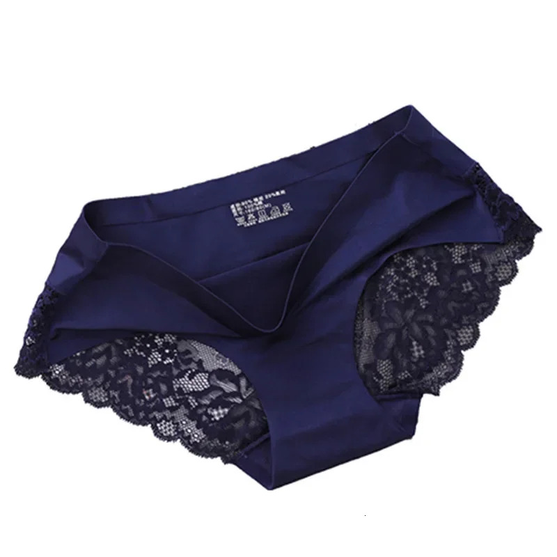 2025 New Designer Set Seamless Women s Comfortable Lace Underwear Hollow Underwear Set Underwear Low Waist Women s fashion Sports Underwear Soft Women