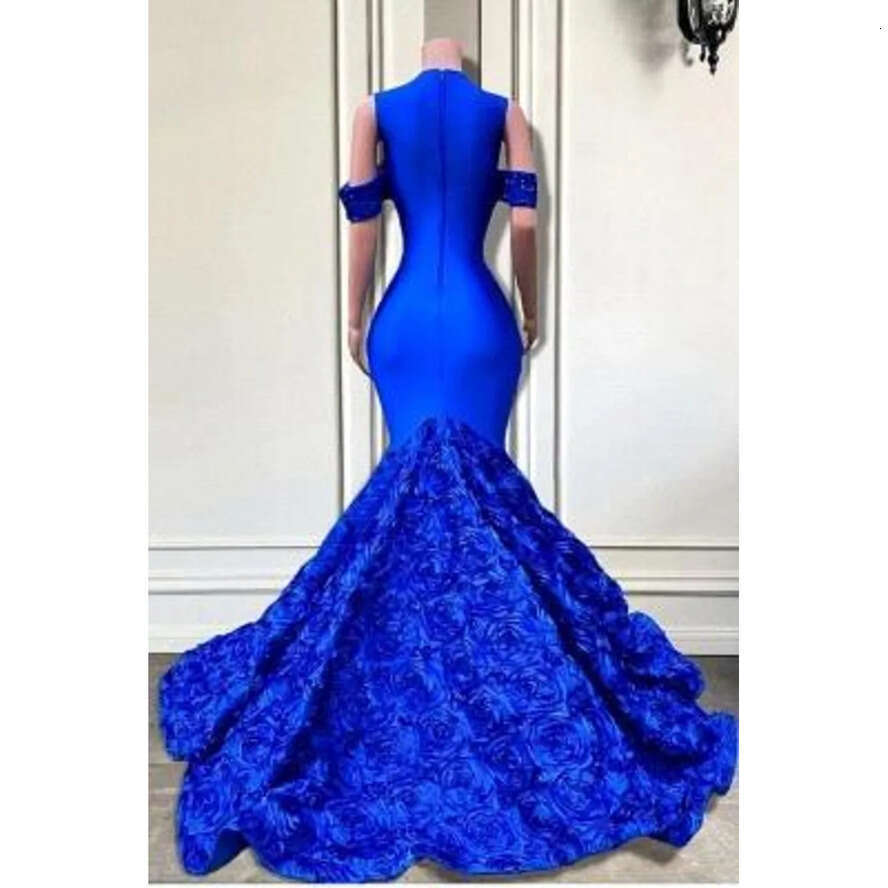 Blue Mermaid Royal Urious Prom Dresses Elegant Off Shoulder Lace Sequins Appliques Cascading Rose Wers Long Evening Gowns Formal Ocn Vestidos Bc18313