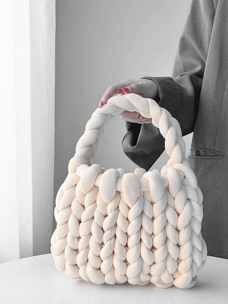 Designer Fashionable Woven Open Handbag Solid Color Casual Bag Perfect For Daily Use Shipping bag
