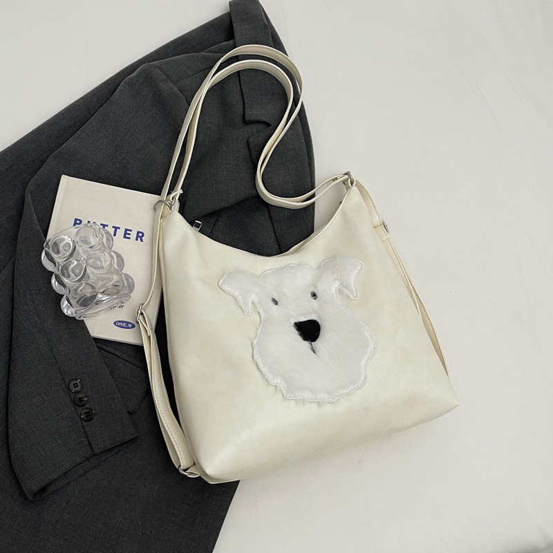 2025 Designer designer 3 free 2024 shipping new plush puppy large capacity college student class bag relaxed commuting backpack