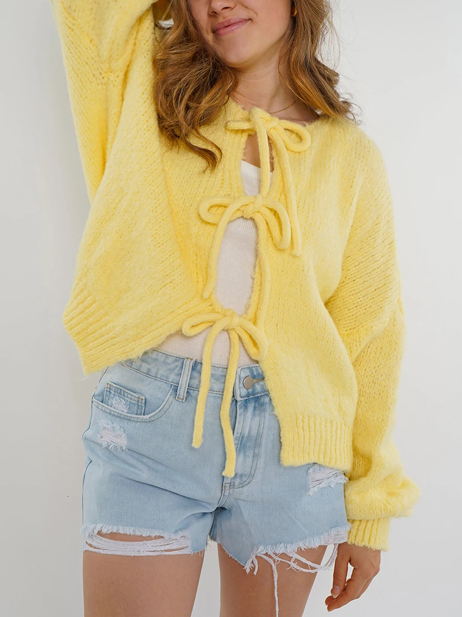 Women s Cable Knit Sweater Stylish VNeck Long Sleeve Button Up Chunky Cardigan Coat for Winter Fashion 241021