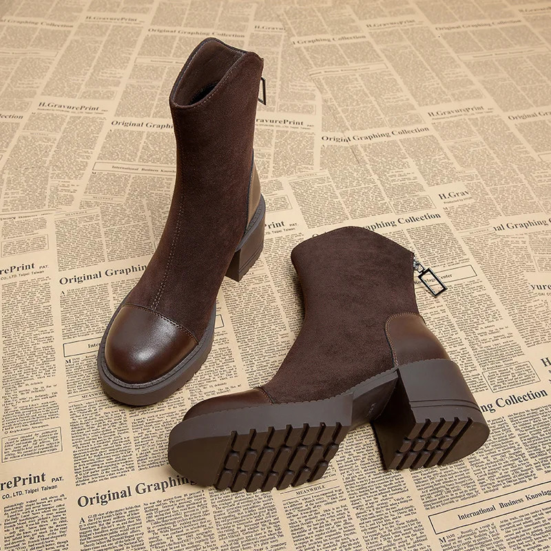 Retro brown womens ankle boots fashionable and elegant zipper shoes autumn square high heels modern short boots 250225