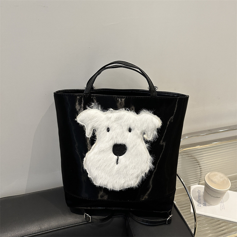 2025 Designer 2024 new cute 3 casual beautiful personalized artistic large capacity commuting shoulder bag free shipping