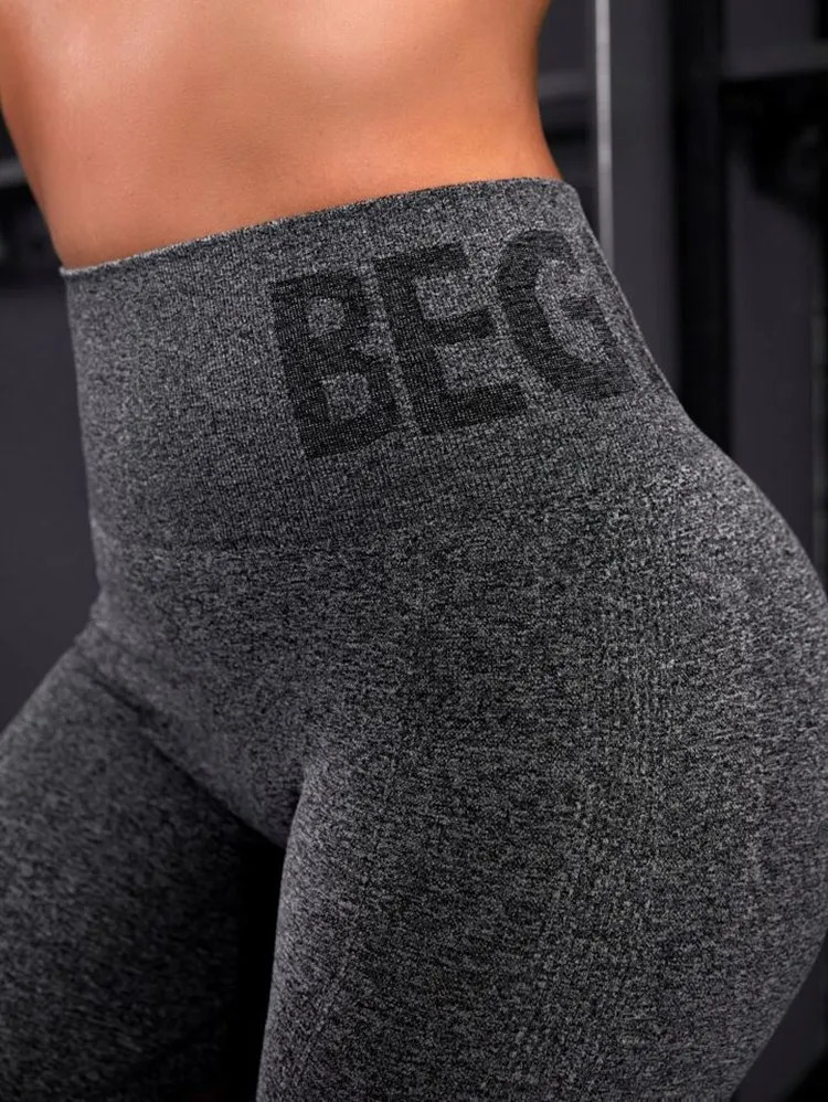 est Letter Honey Peach Hip Yoga Pants High Waist Lift Tight Fitness Leggings Seamless Training Sports for Women 241022