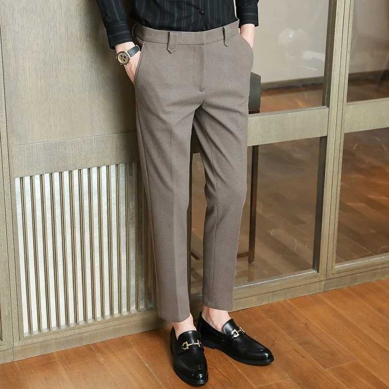 2024 Fall Casual Pants For Mens Streetwear Fashion Slim Fit Straight Pants Men Vintage Solid Color Pleated Woolen Suit TrousersX241023