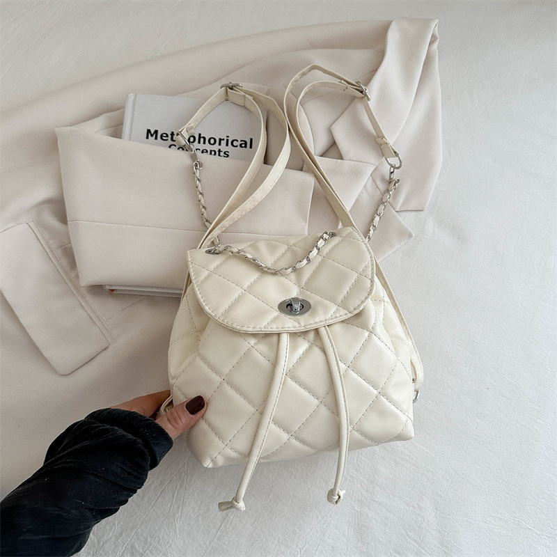 2025 Designer casual 3 2024 new and beautiful chain carrying small personalized single shoulder diagonal cross backpack free shipping