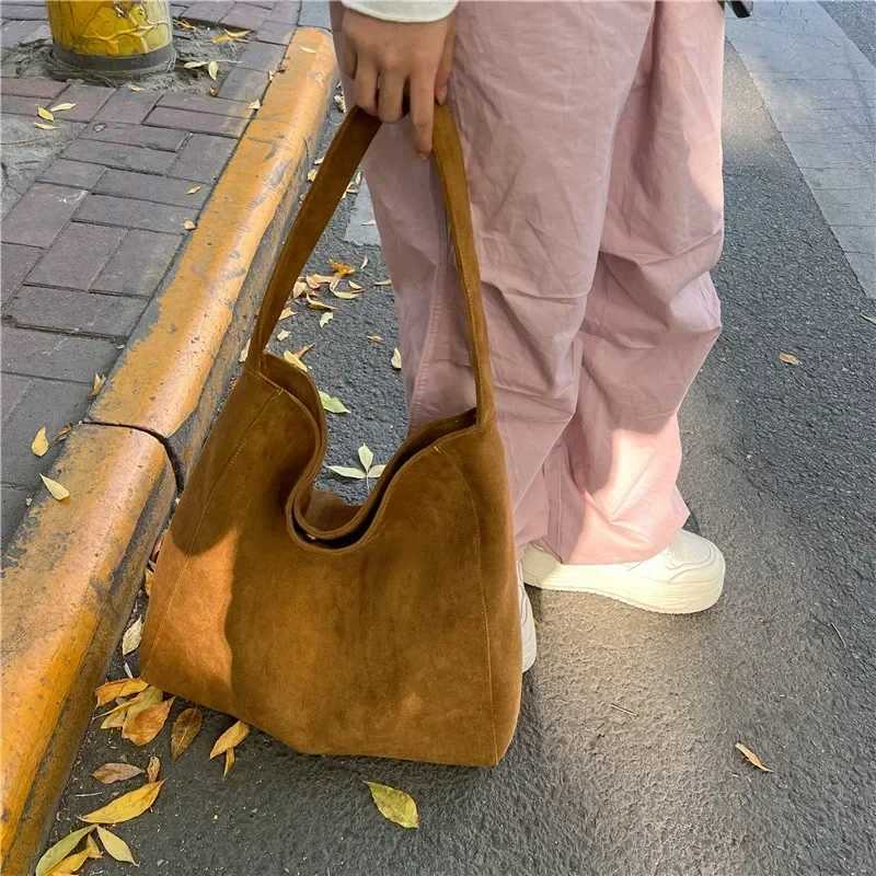 Fashion Minimalist Large Capacity Women s Shoulder Bag New High Quality Casual Handbag 241023