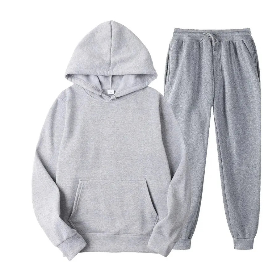 Mens autumn and winter solid color hooded sweatshirtpants two-piece fashionable casual sports set size S-4XL 241023