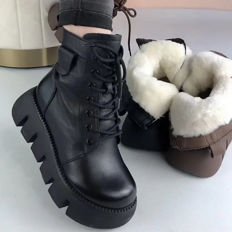 New womens snow boots retro round toe warm plush lace sole non slip thick soled short boots 241020