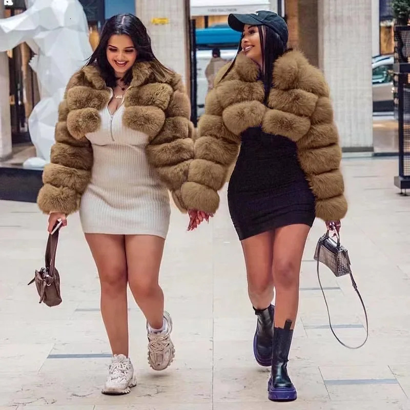 Cropped Stand Collar Faux Long Sleeve Spliced Women's Jacket Real Fur Coat For Winter Season