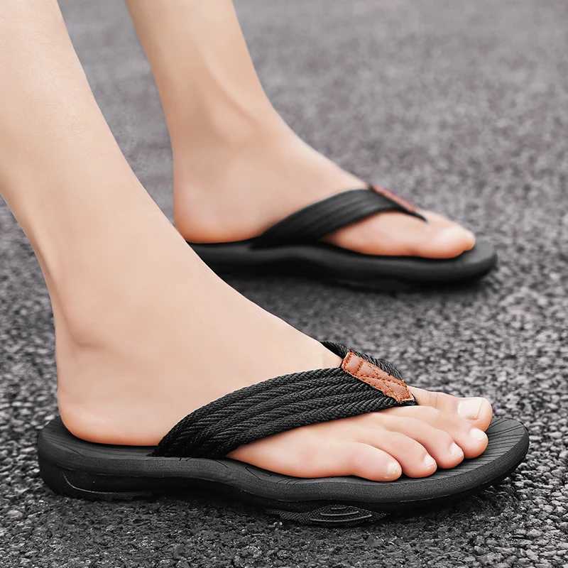 High Quali Brand Fashion Men Flip Flops Summer Beach Flip Flops Men Casual Breathable Thicken Beach Men Slippers Outdoor Y250301