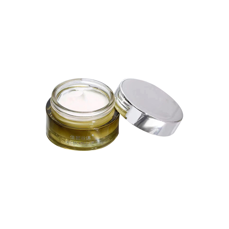 Restorative Barrier Cream to Strengthen Skin's Natural Defenses Against Irritants