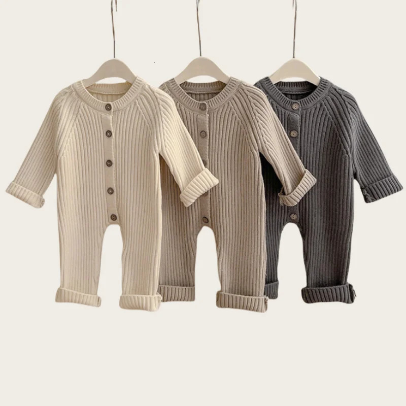 Autumn Borns Briefing One piece clothing for baby girls and boys knitted jumpsuit solid color baby boys jumpsuit thick knitted clothing 241022