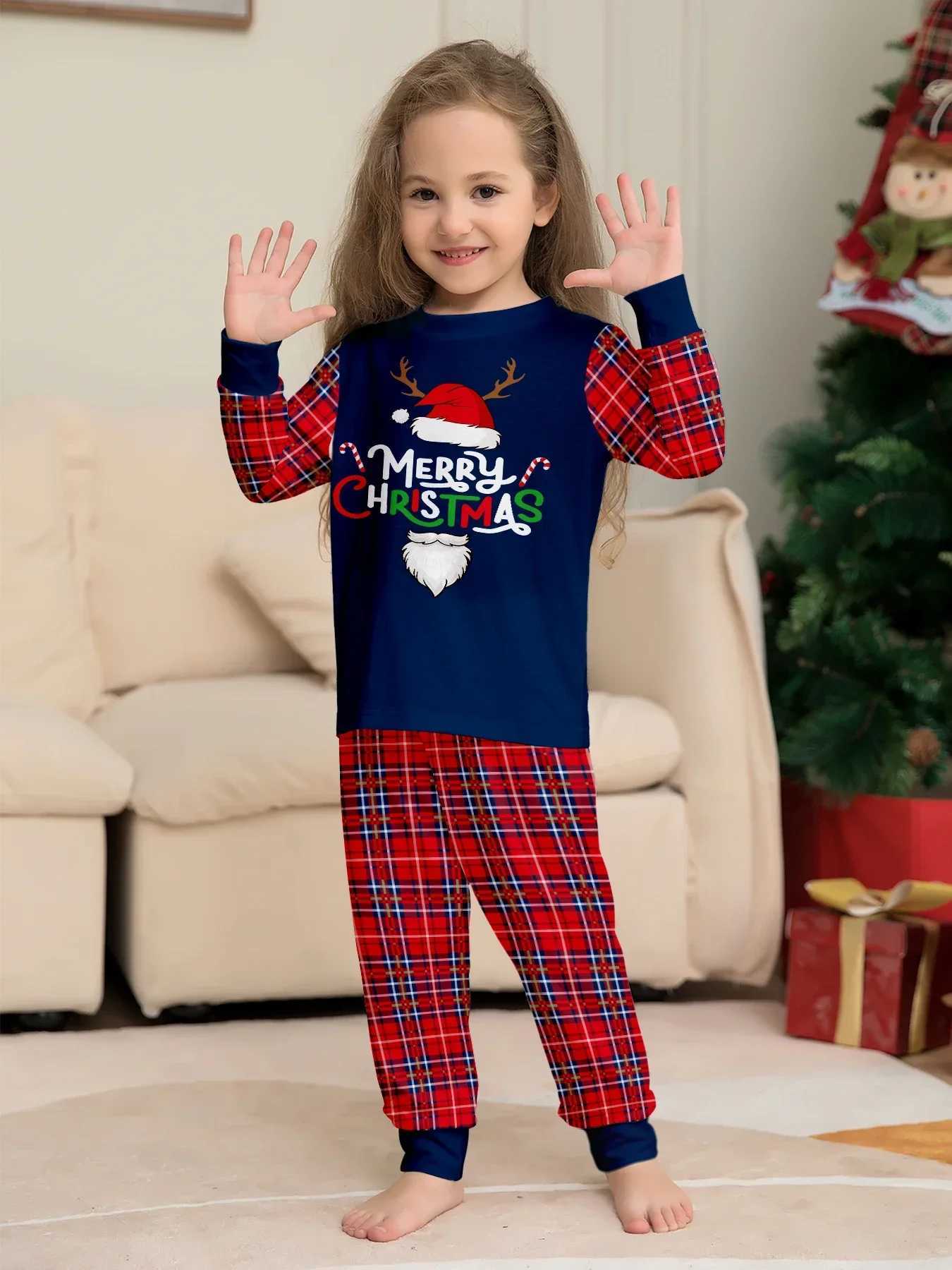 Winter 2024 Plaid Print Parent-child Matching Outfits Cute Loose Family Christmas Pajamas Set Baby Dog Romper Xmas Look PyjamasXJ241008