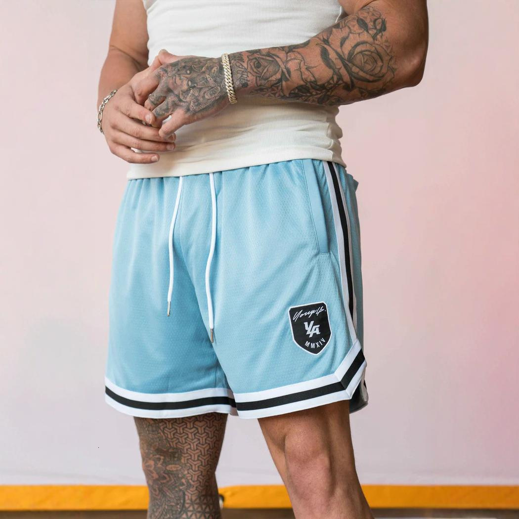 Mens shorts five quarter double layered shorts mens iron massage gym fitness mesh breathable training hot pants camping