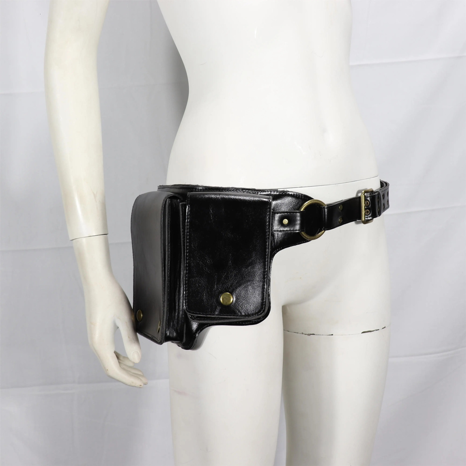 Medieval Adjustable PU Leather Practical Pocket Womens Retro Hip Bag Waist Bag Viking Warrior Larp Role Playing Accessories Wallet 241023