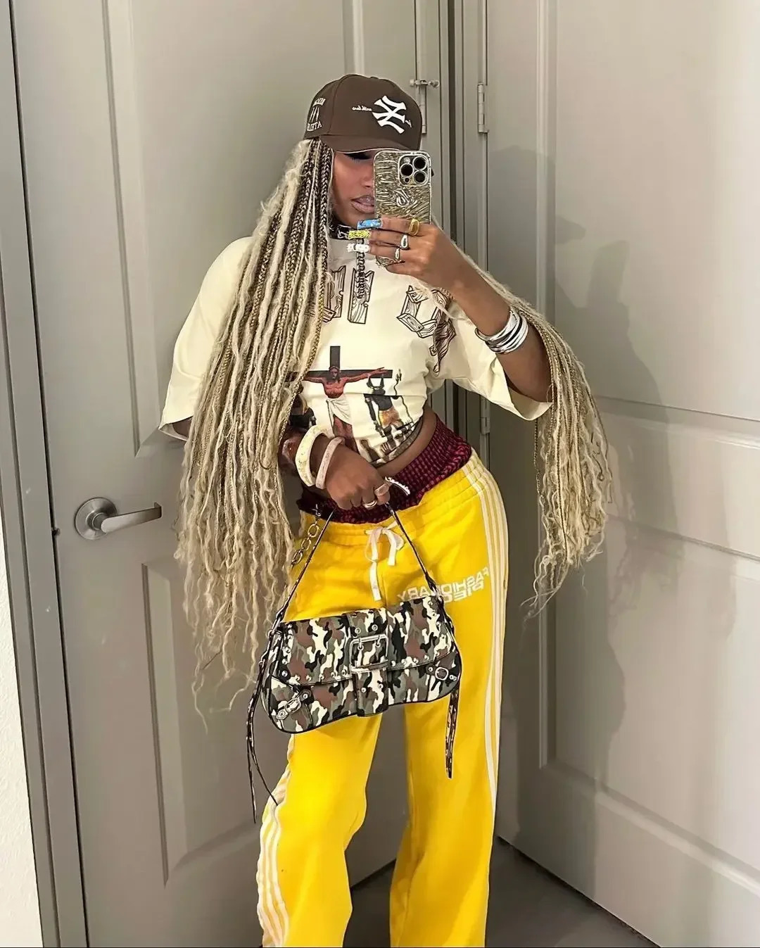 Womens casual pants patch high waisted retro straight sports pants striped side panels Korean fashion slim fit loose fit 241023